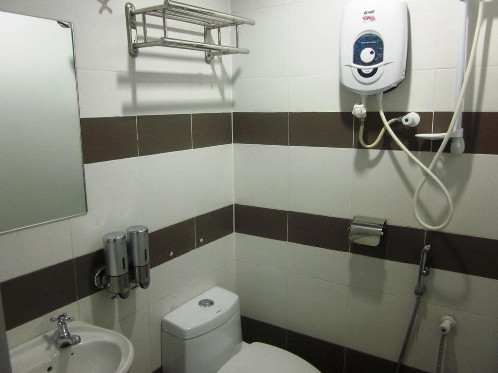 טלוק אינטן Lavender Hotel חדר תמונה