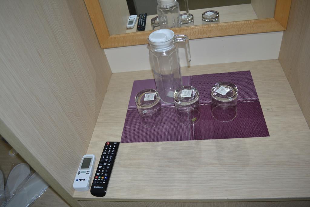 טלוק אינטן Lavender Hotel חדר תמונה